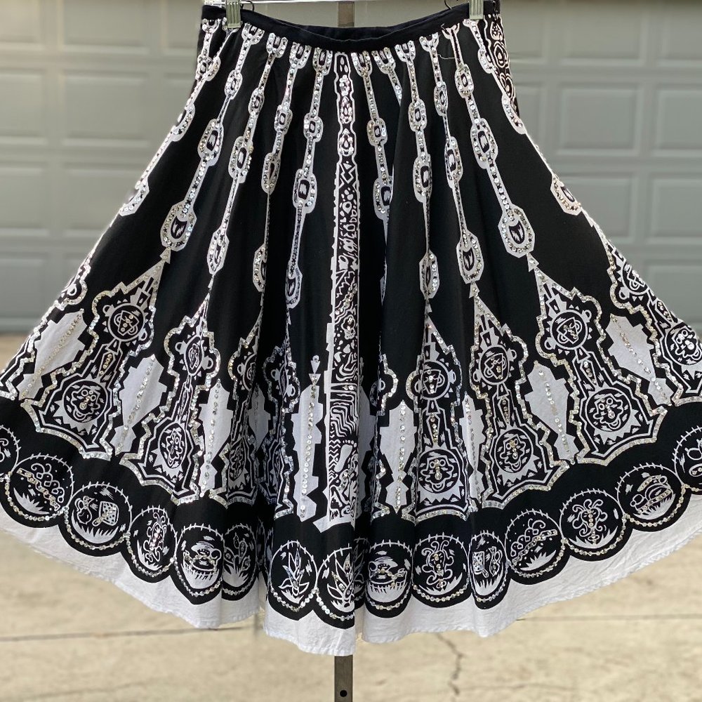 WD NY Black white sequin circle skirt size 8